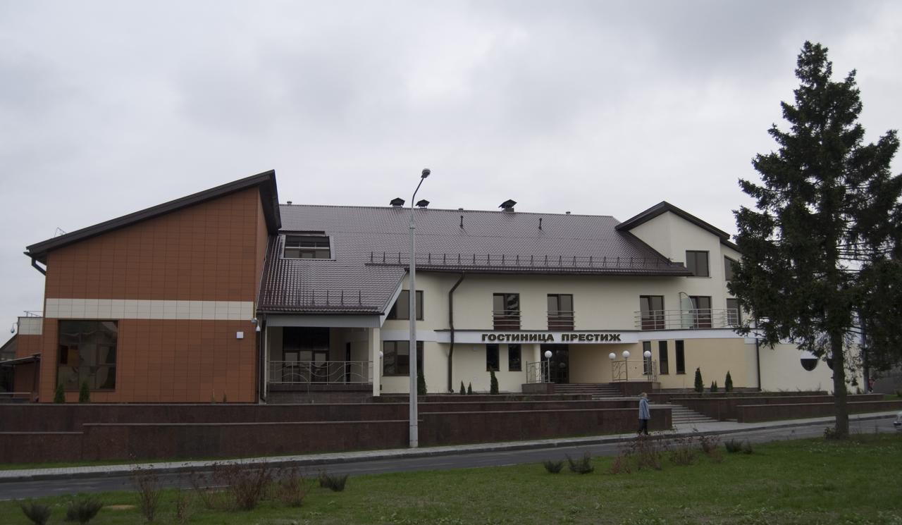 Prestige Hotel Гомел Екстериор снимка